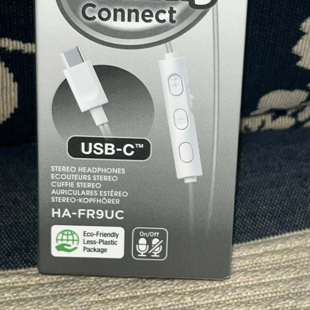JVC Gumy Connect USB-C Earbuds - White